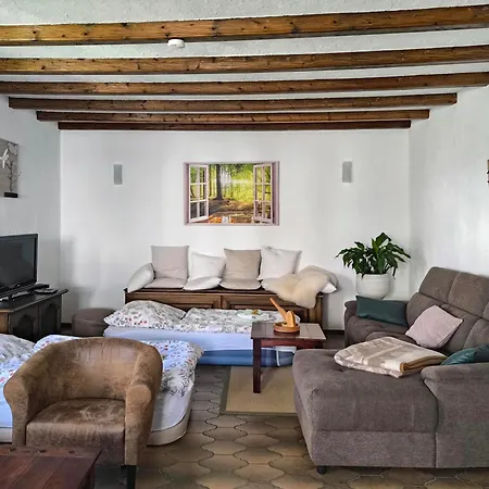 Margaretes Gaestehaus - Am Rheinsteig بيت ضيافة 3*